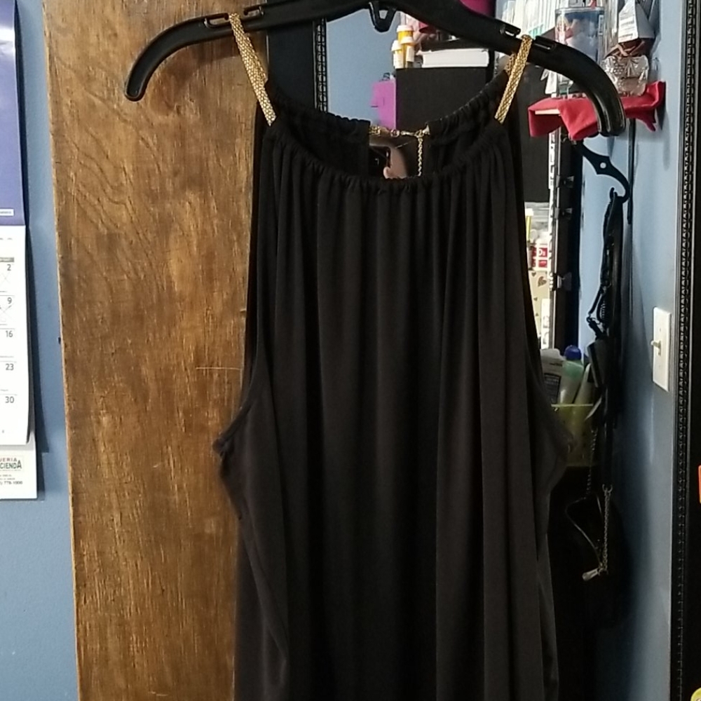 Torrid black tank size 2